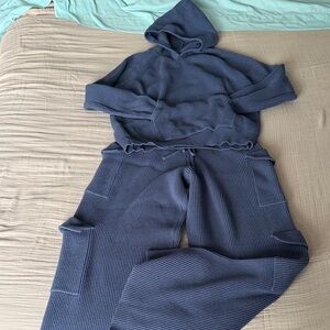 Edikted Navy Knit Lounge Set